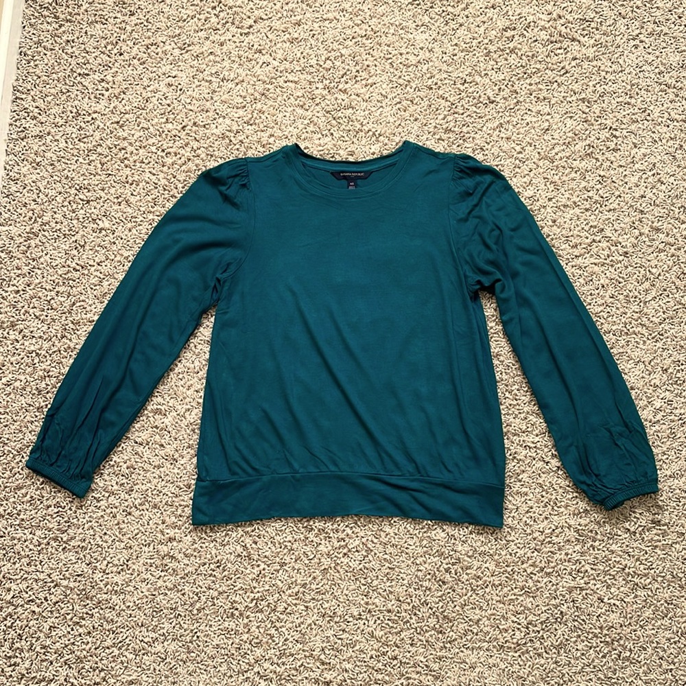 Banana Republic ballon sleeve pullover XS
